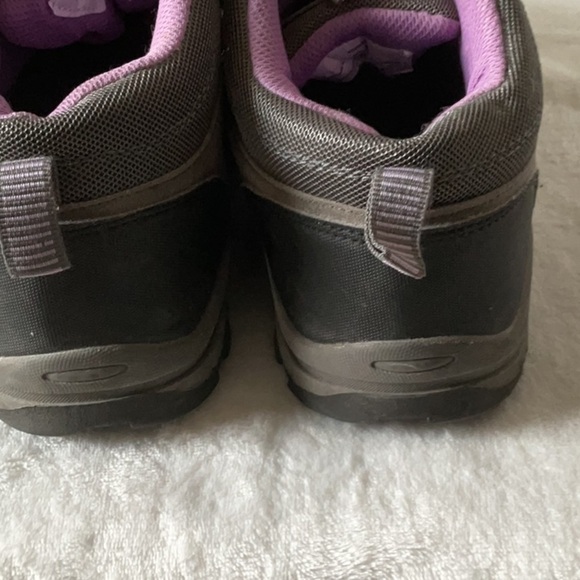 Itasca Gray and Pink Athletic Shoes with Ankle Support - Picture 2 of 8